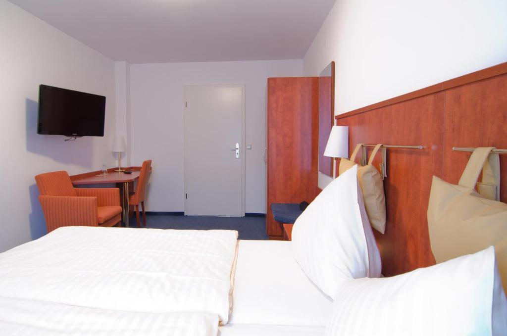 Hotel -Restaurant Taormina Birkenfeld  Екстер'єр фото