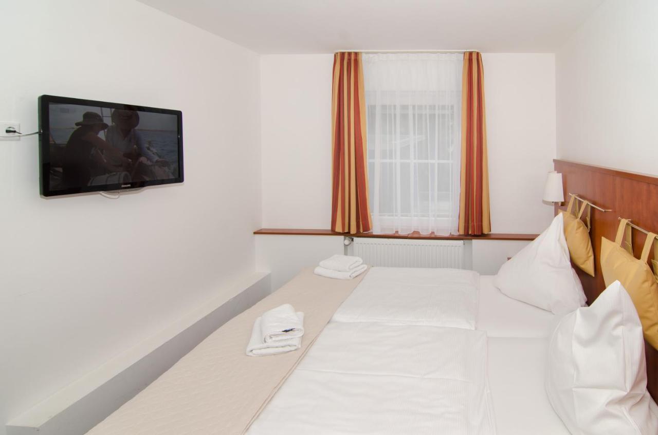 Hotel -Restaurant Taormina Birkenfeld  Екстер'єр фото