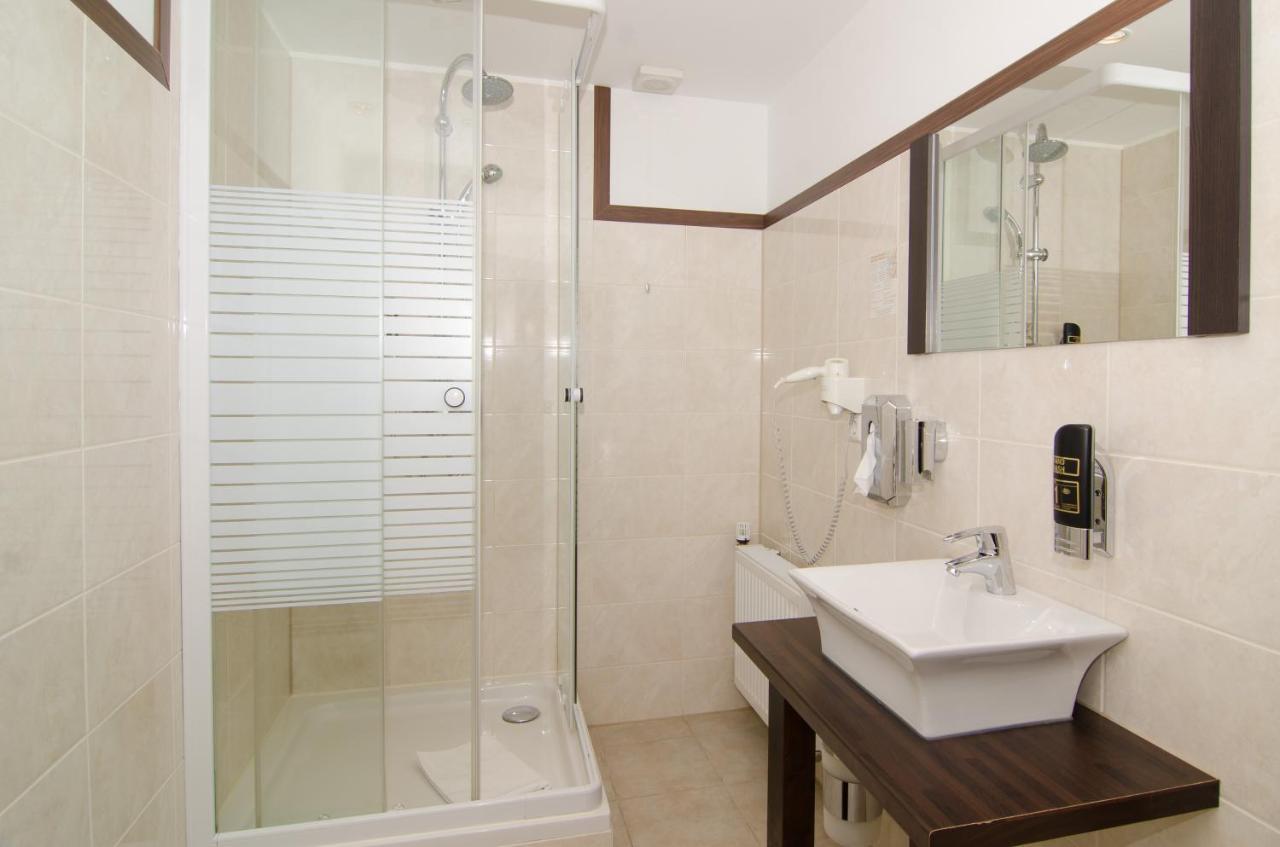 Hotel -Restaurant Taormina Birkenfeld  Екстер'єр фото